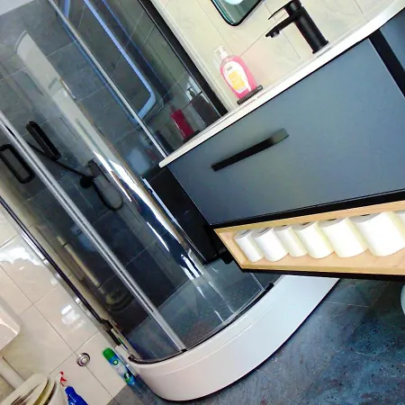 Charming In With Private Pool - 66 M²