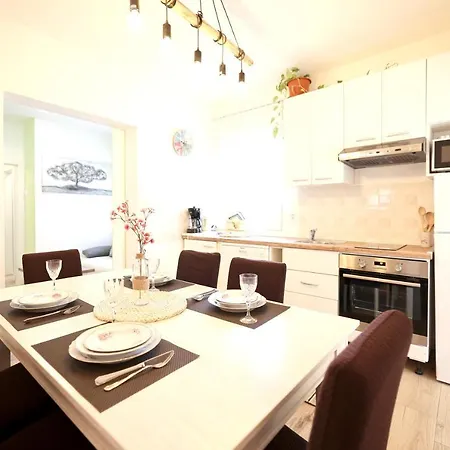 公寓 Charming In With Private Pool - 66 M²