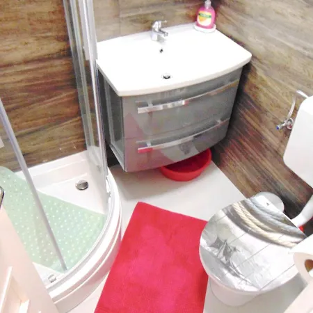 Charming In With Private Pool - 66 M² * 扎达尔